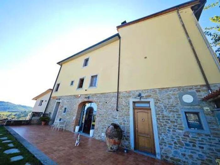 Appartamento con 6 locali in vendita in Via Vergheretana, Centro, Carmignano