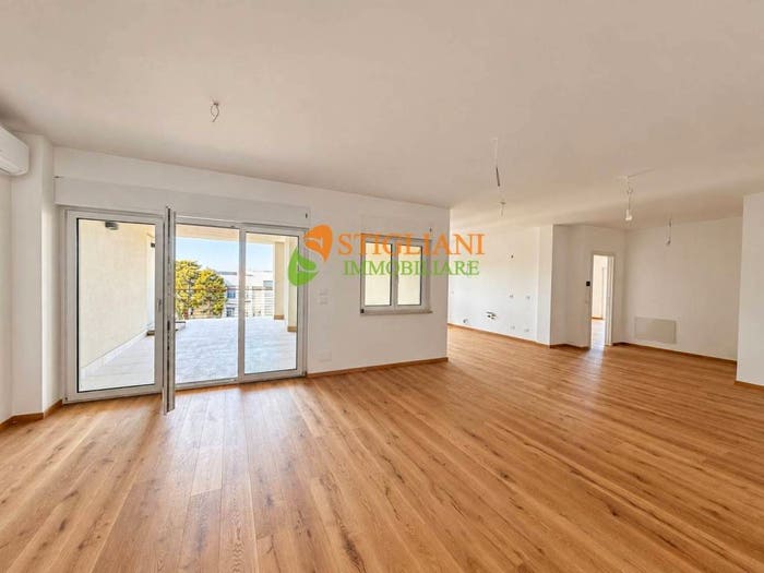 Casa con 6 locali in vendita in Via Asia, Centro, Termoli