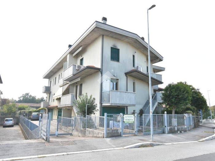 Appartamento trilocale in vendita in Via Monte Sole, Centro, Savignano sul Rubicone