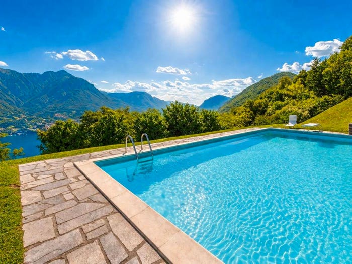 Appartamento quadrilocale in vendita in Via Provinciale, Civenna, Bellagio