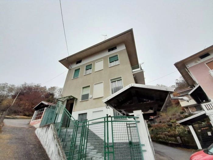 Appartamento trilocale in vendita in Via Francesco Cesone, Centro, Lessona