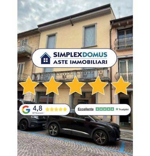 Appartamento con 6 locali in vendita in Corso Matteotti, Centro, Castel San Giovanni