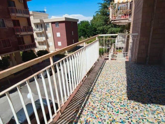Appartamento con 5 locali in vendita in Viale Colli Aminei, Colli Aminei Capodimonte, Napoli