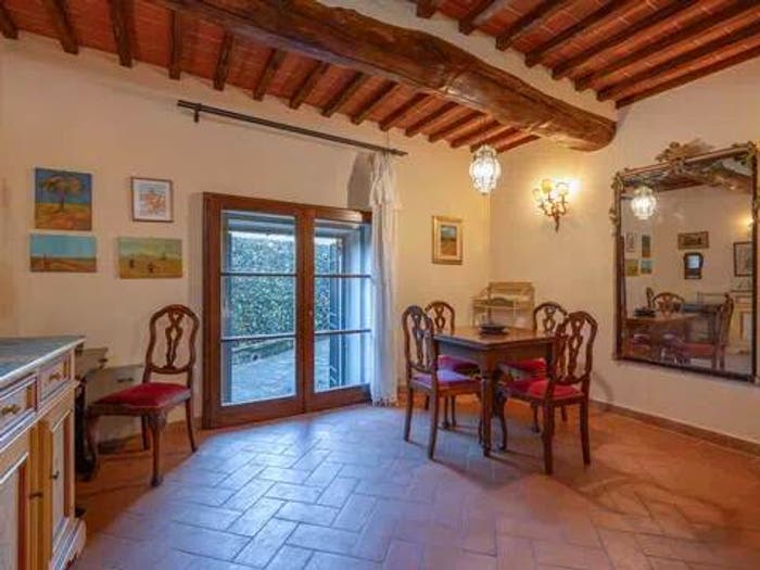Appartamento trilocale in vendita in Sant'Angelo No Number, Cortona