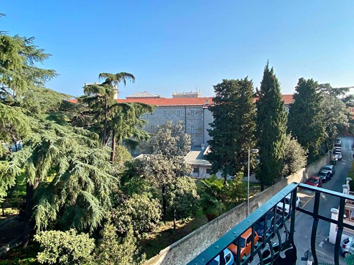 Appartamento quadrilocale in vendita in Via Salvatore Scatti, Savona