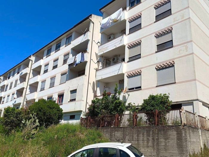 Appartamento quadrilocale in vendita in Via Galeazzo di Tarsia, Mater Domini Cavita, Catanzaro