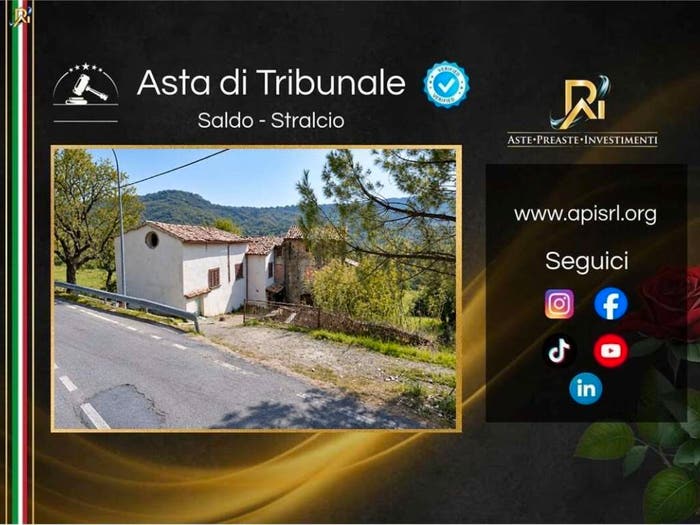 Appartamento con 6 locali in vendita in Viale Omero, Mendicino