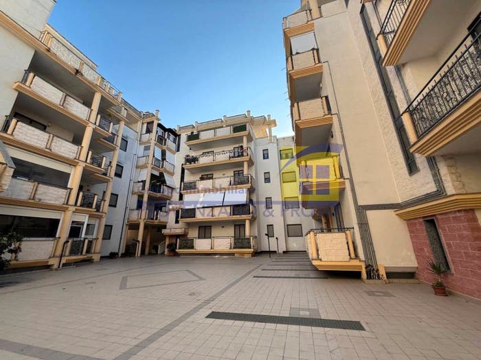 Appartamento quadrilocale in vendita in Via Tancredi d'Altavilla, Paradiso Minnuta, Brindisi