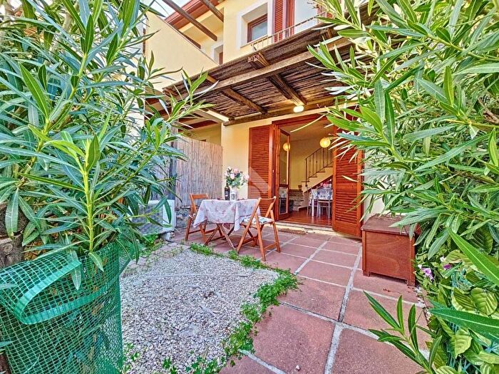 Appartamento bilocale in vendita in Baia delle mimose, Pirotto Li Frati, Badesi