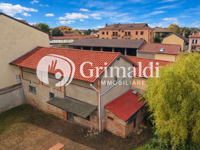 Casa quadrilocale in vendita in Via della Concordia, Centro, Agrate Brianza