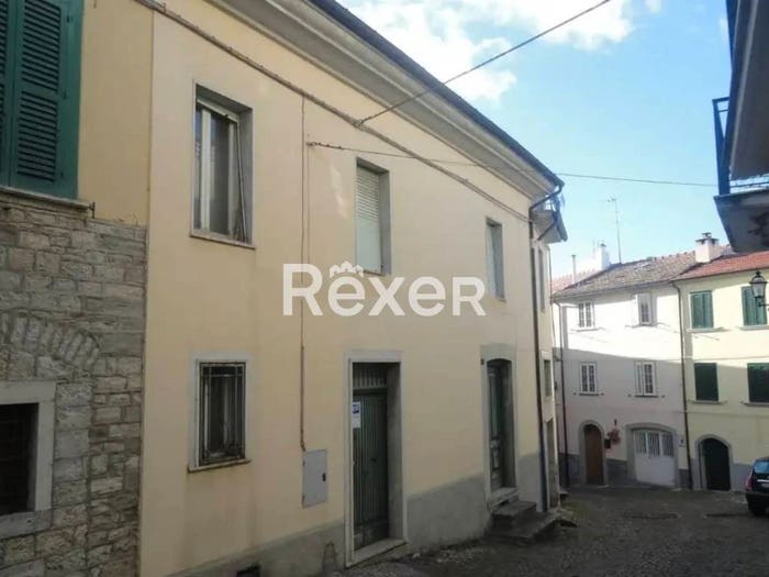 Casa con 6 locali in vendita in Via Francesco Antonio Marinelli, Centro, Agnone