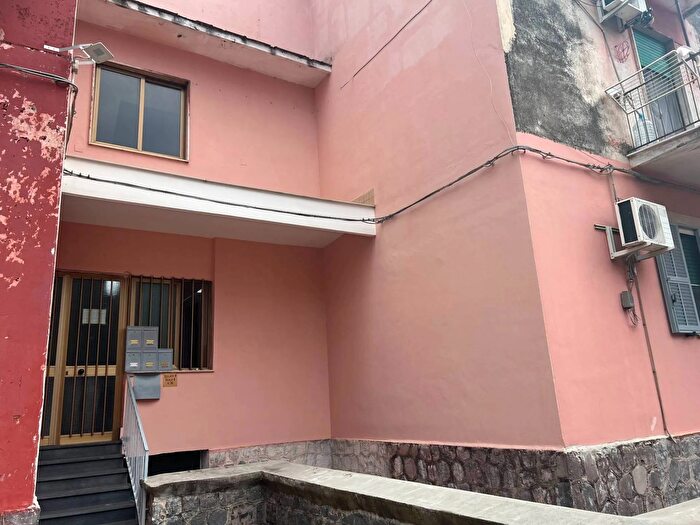 Appartamento quadrilocale in vendita in Via Pomigliano, Sant'Anastasia