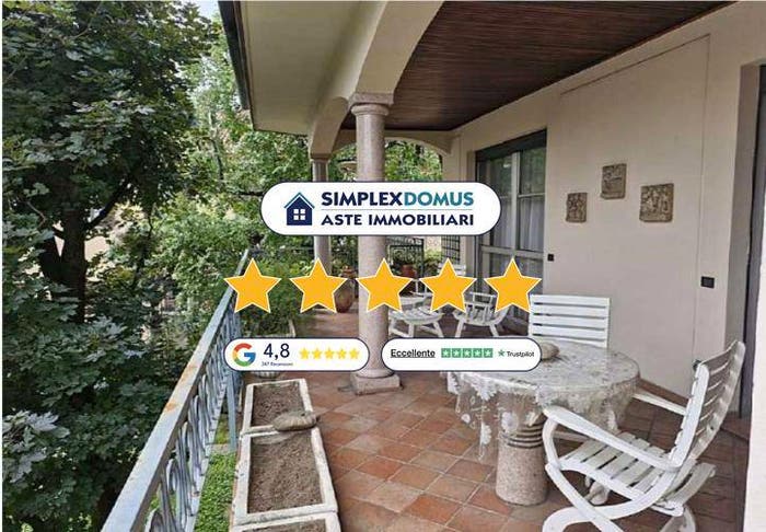 Appartamento con 6 locali in vendita in Via Sant'Antonio, Centro, Castano Primo