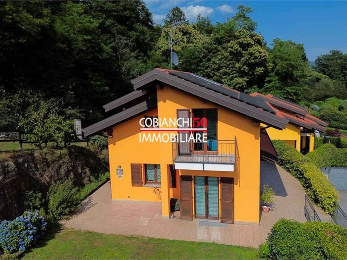 Casa quadrilocale in vendita in Via Ompio, San Bernardino Verbano