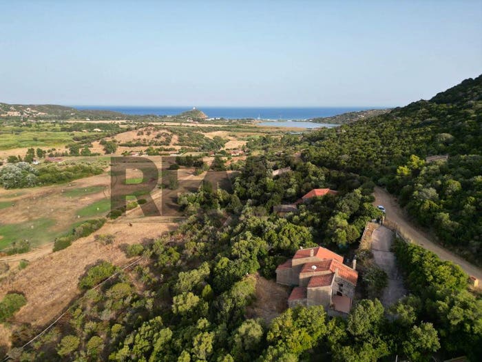 Casa con 6 locali in vendita in via Iris, Setti Ballas, Domus de Maria