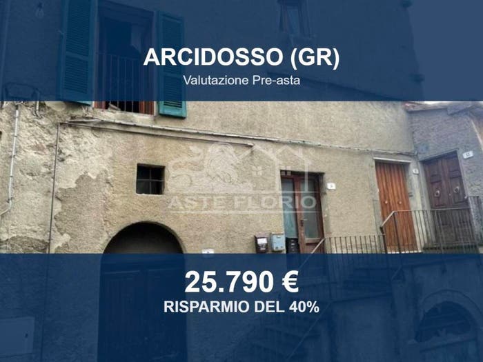 Appartamento trilocale in vendita in Via San Leonardo, Centro, Arcidosso