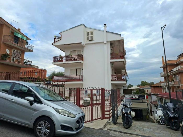 Appartamento bilocale in vendita in Via Luigi Carrer, Porta di Roma, Roma