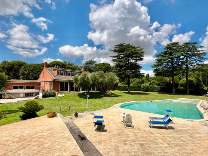 Casa con 6 locali in vendita in Largo Dell' Olgiata, Olgiata, Roma