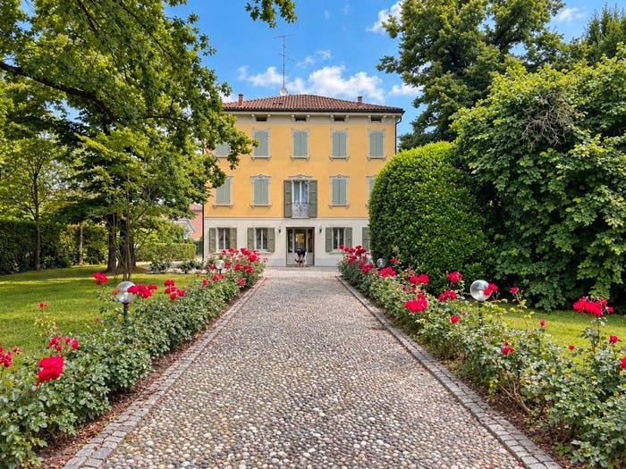 Casa con 6 locali in vendita in Centro, Correggio