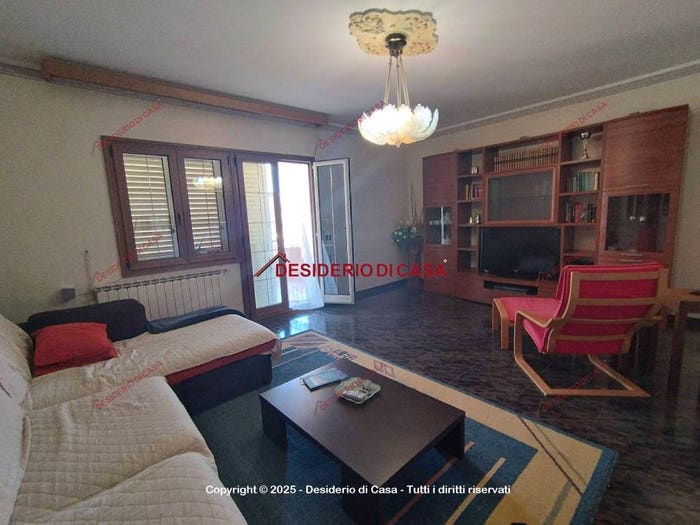 Appartamento quadrilocale in vendita in Via Crocemissione, Tusa