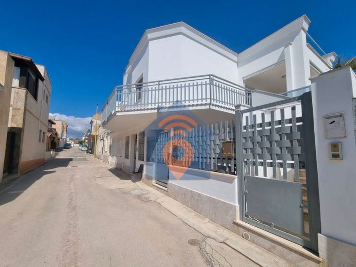 Casa con 6 locali in vendita in Via Epicuro, Marinella, Castelvetrano