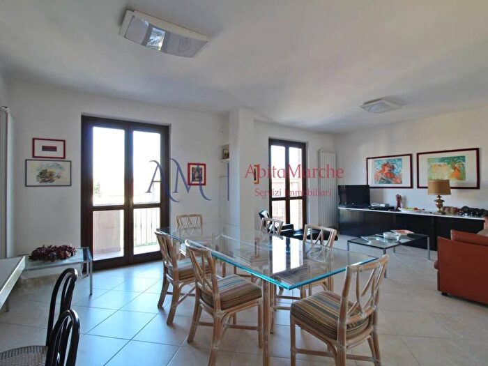 Appartamento trilocale in vendita in Marina Palmense, Fermo