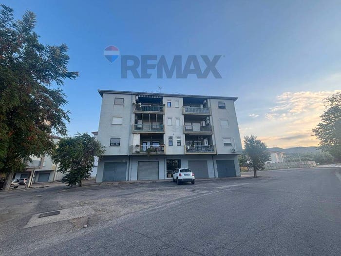 Appartamento con 5 locali in vendita in Via Cannata, CoriglianoRossano