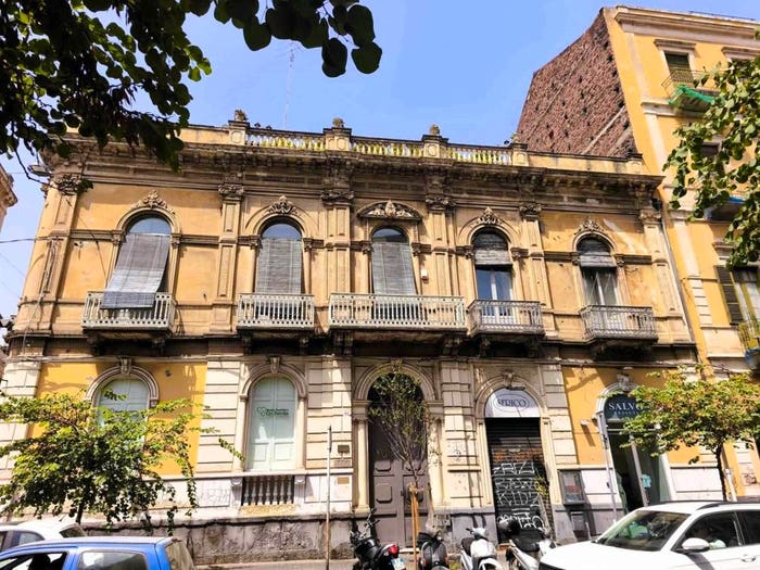 Appartamento con 5 locali in vendita in Via Asilo Sant'Agata, Corso Italia Europa, Catania