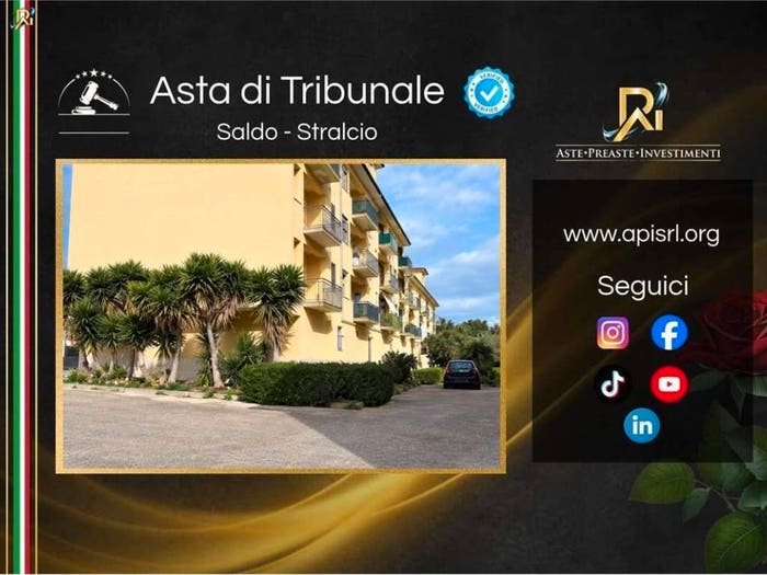 Appartamento con 6 locali in vendita in Via Padre Pio da Pietrelcina, Campobello di Licata