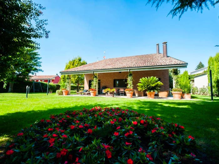 Casa con 6 locali in vendita in Strada Raggi, Mandrogne, Alessandria