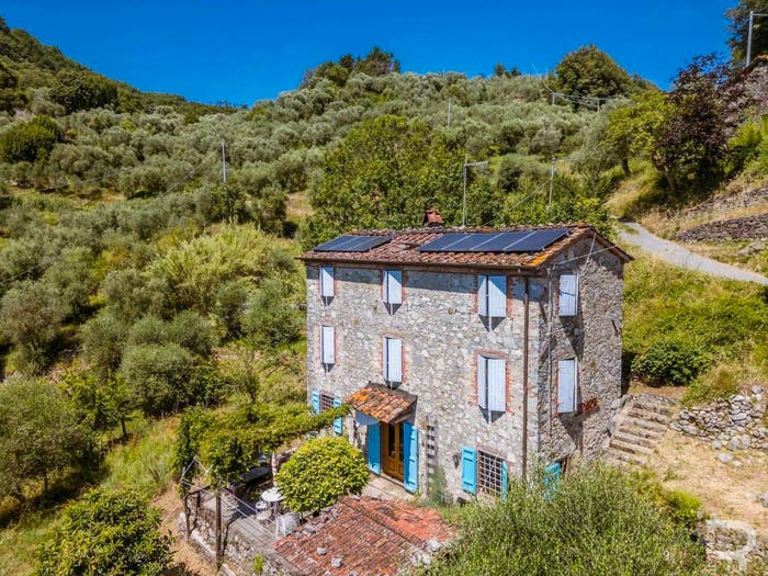 Casa con 6 locali in vendita in Località Teatro Vecchio, Borgo a Mozzano