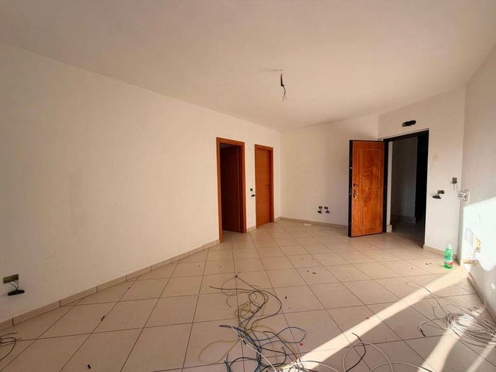 Appartamento con 6 locali in vendita in Via Saverio Santagata, Pignataro Maggiore