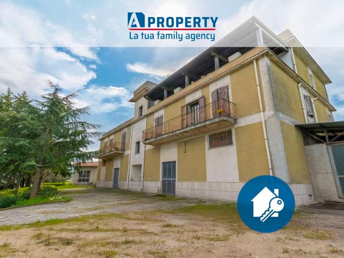 Casa con 6 locali in vendita in contrada Portella delle Femmine SNC, Vicari