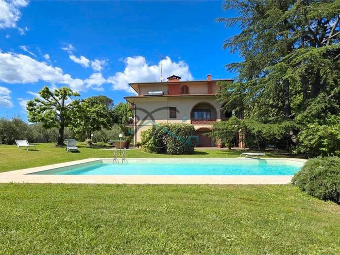Casa con 6 locali in vendita in Str della Lavandara, Gragnano Lappato, Capannori