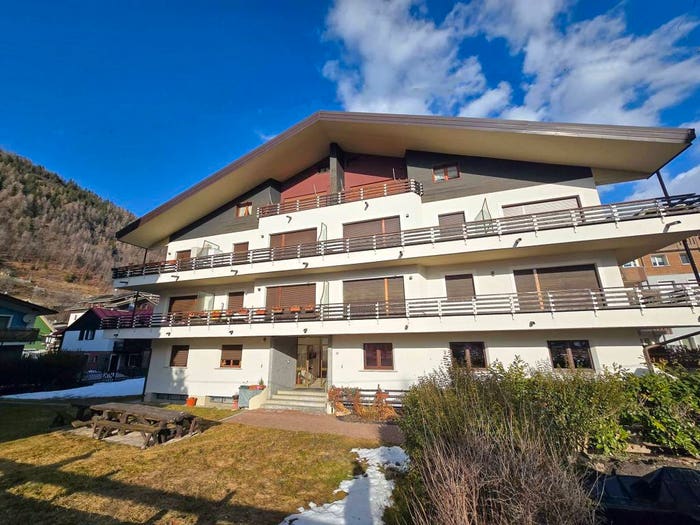 Appartamento trilocale in vendita in Via Europa, Aprica