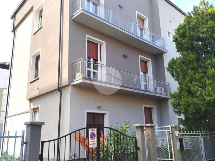 Appartamento trilocale in vendita in Via icilio guareschi, Montanara Cinghio, Parma