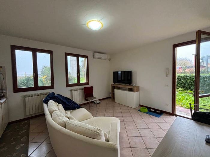 Appartamento bilocale in vendita in Via Vittorio Emanuele, Centro, Canaro