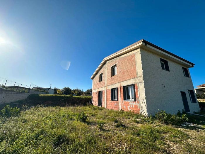 Casa con 6 locali in vendita in Svincolo Noto, Noto
