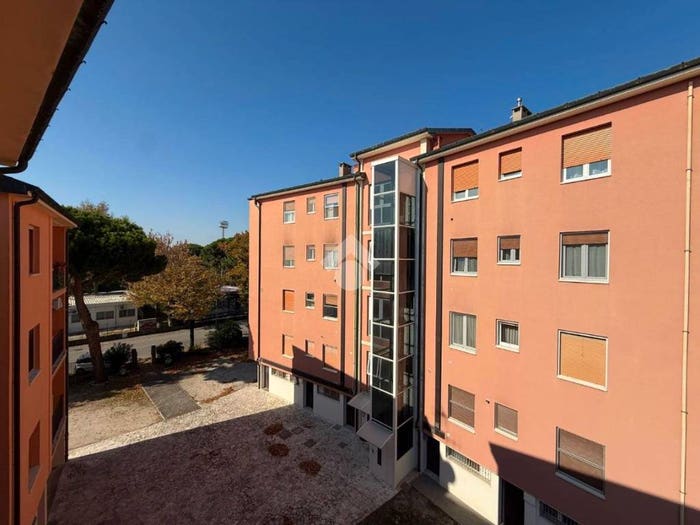 Appartamento trilocale in vendita in Viale Gastone Sozzi, Cesenatico Levante, Cesenatico