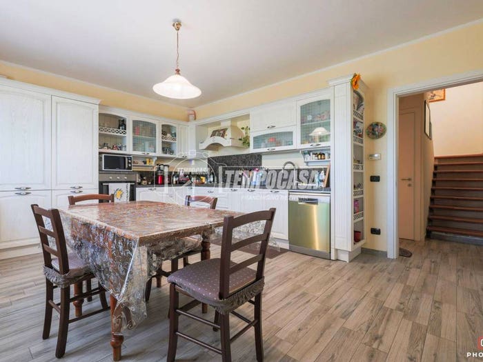 Casa con 5 locali in vendita in Via Fabbrerie, Sasso Morelli Sesto Imolese, Imola