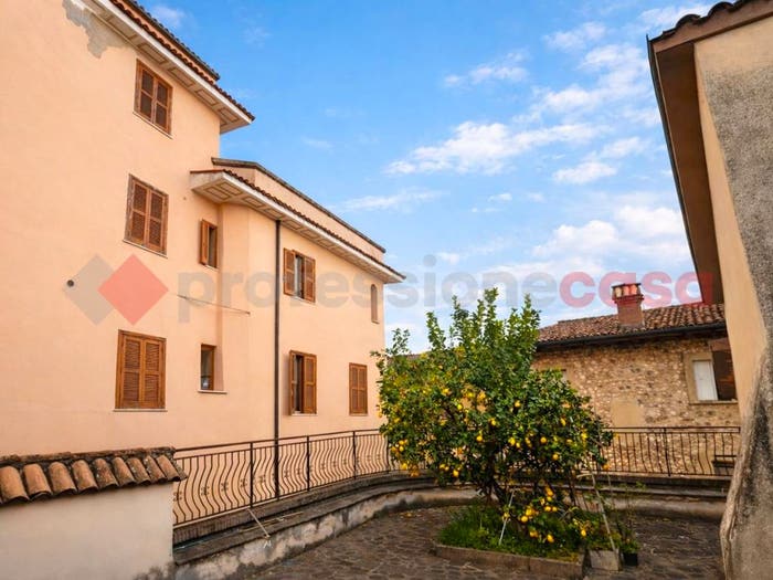 Casa con 6 locali in vendita in vicolo della scaletta, Centro, Alatri