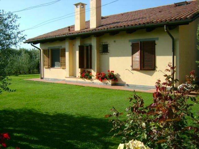 Casa con 6 locali in vendita in Via Margubbio, Ameglia