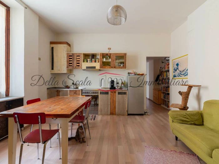 Appartamento trilocale in vendita in Via Antonio Pollaiuolo, Isola, Milano