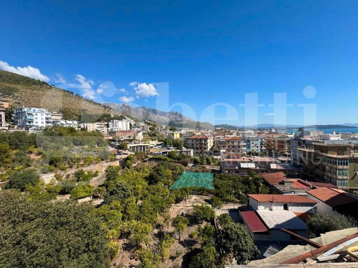Appartamento bilocale in vendita in VIA CAPO CASTELLO, Centro, Formia