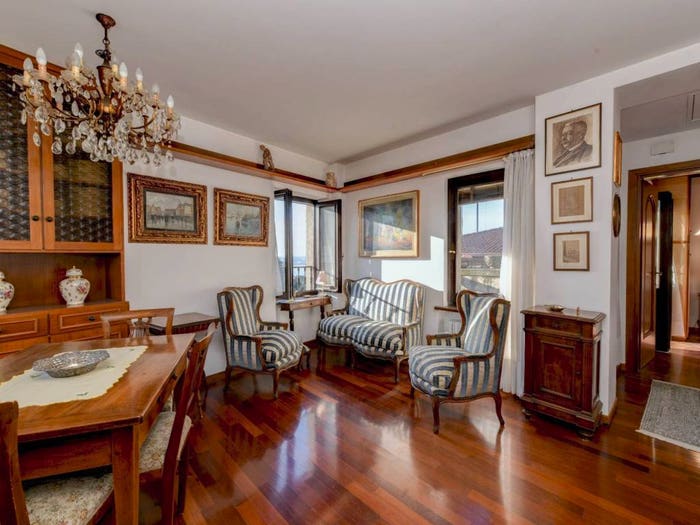 Casa con 6 locali in vendita in Via Arturo Hruska, Centro, Gardone Riviera