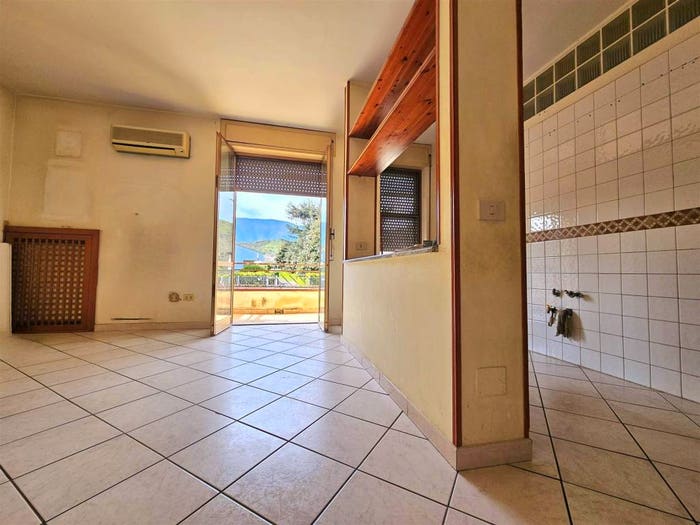 Appartamento trilocale in vendita in Via della Pace, Casali San Potito, Roccapiemonte