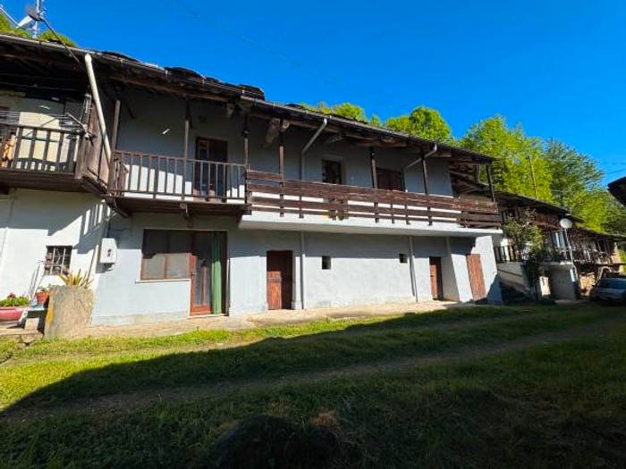Casa con 6 locali in vendita in Borgata Vielmini, Paesana