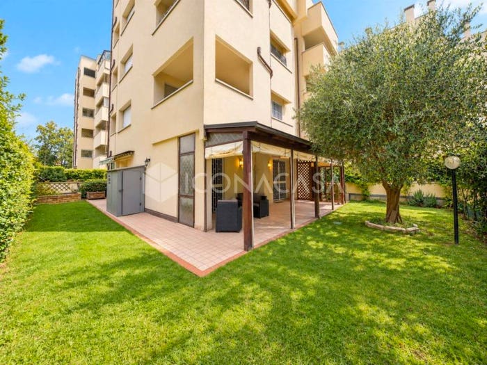 Appartamento quadrilocale in vendita in Via Melozzo degli Ambrogi da Forlì, Santa Viola, Bologna