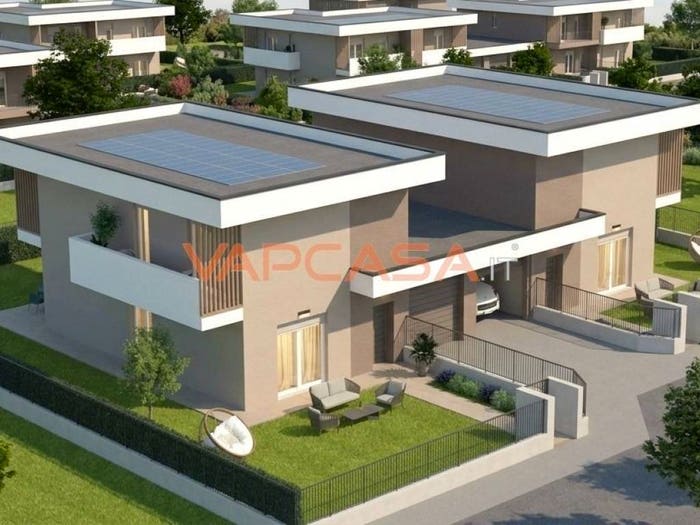 Casa quadrilocale in vendita in Via Roma, Centro, Bolgare