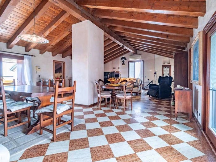 Casa con 6 locali in vendita in Via San Pio X, Castelfranco Veneto